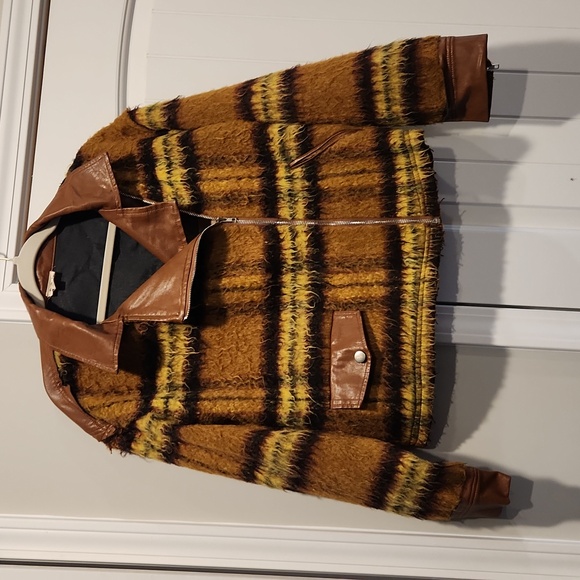 POL Jackets & Blazers - Pol plaid jacket nwot